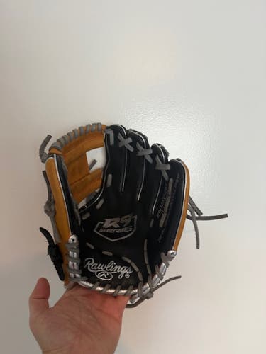 Rawlings RH R9 Baseball Glove 11.25" (Used)
