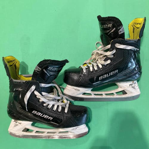 Senior Bauer Ignite Pro+ Hockey Skates | Size 8