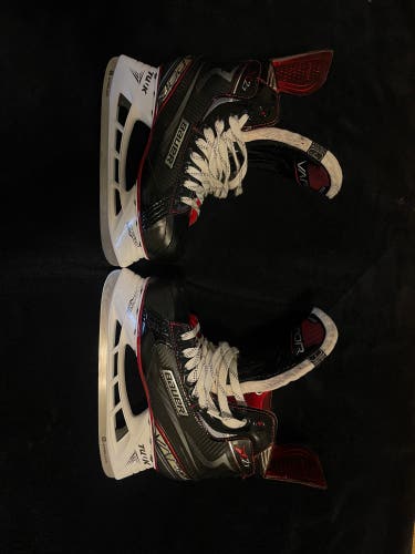 2019 Bauer Vapor X2.7 Hockey Skates Regular Width 8.5 (Used)