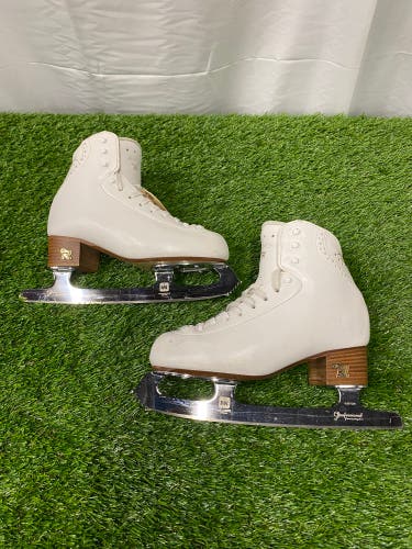 Risport RF3 Pro Figure Skates | Size 245