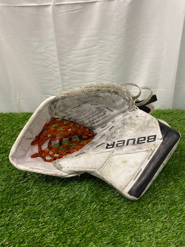 Bauer Supreme M5 Pro Goalie Glove | Junior Regular