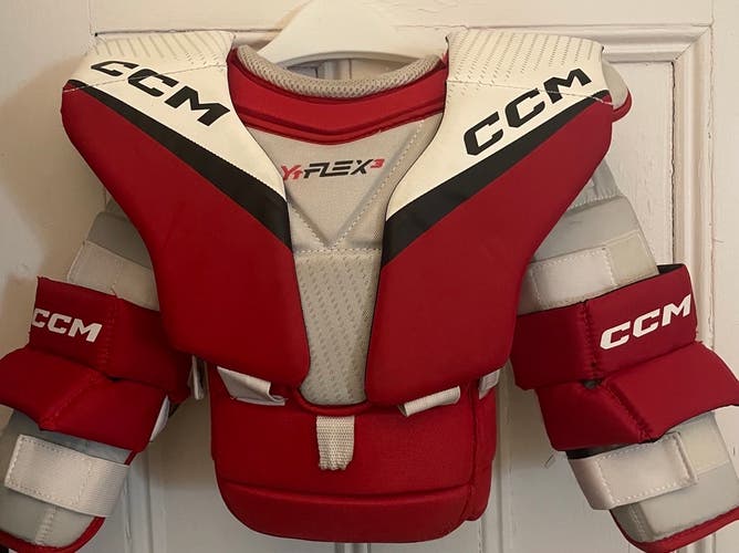 CCM YTFlex 3 Youth Goalie Chest Protector