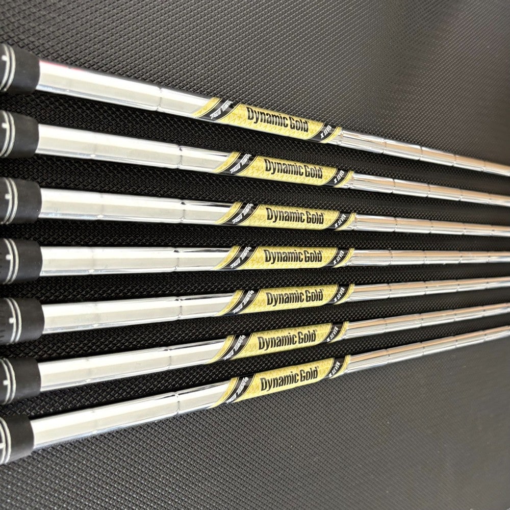 チャンマン ZX7 MKII IRONS | Golf Clubs | Dunlop Sports US