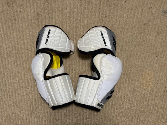 Senior Medium Warrior PRO SERIES Elbow Pads Pro Stock (Used)