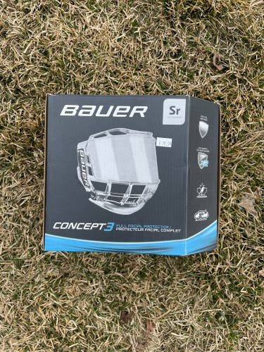 Large Bauer Concept 3 Full Shield Shield (Used)