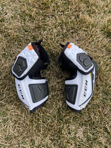 Senior Small CCM Tacks Ultra Pro Elbow Pads Pro Stock