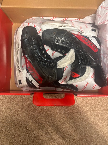 2023 CCM JetSpeed FT670 Hockey Skates Regular Width Size 2 (Used)