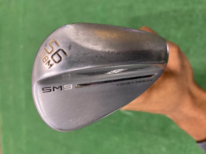 Used Men's Titleist Vokey SM9 Right Handed 56' Wedge
