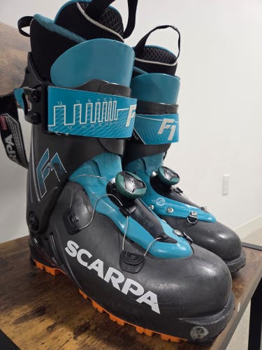 Scarpa F1 Ski Boots 27.5 Alpine Touring Skimo Backcountry with Boa