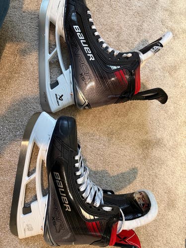 Bauer Vapor X5 Pro Hockey Skates Regular Width 9.5