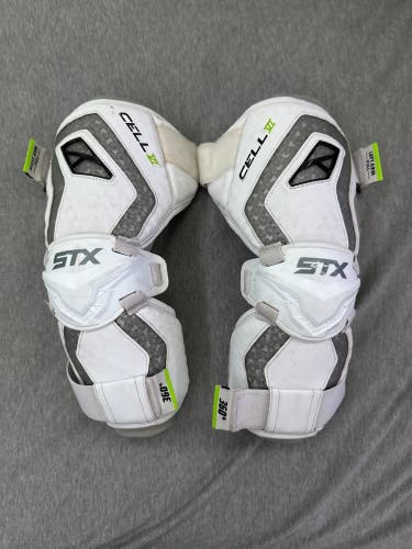 Medium Adult STX Cell VI Arm Pads (Used)