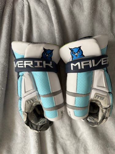 Maverik M6 Lacrosse Goalie Gloves