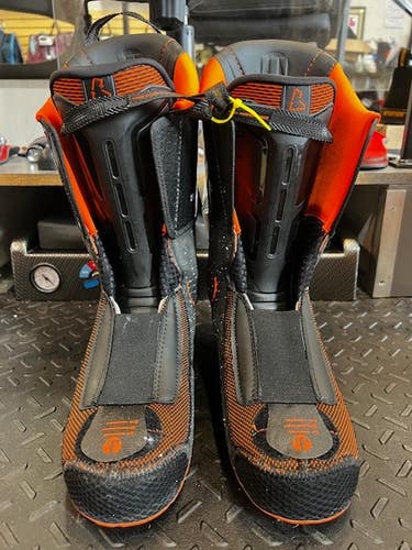 Tecnica Mach 1HV LINER ONLY SIZE 26.5