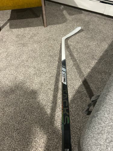 Senior CCM Tacks XF Pro Right Handed Hockey Stick P29 70 Flex (Used)