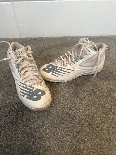 New Balance Lacrosse Cleats size 4Y