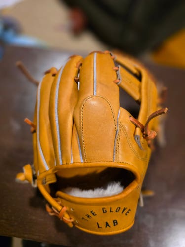 Infield Baseball Glove 11.5" (Used)