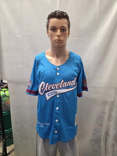 NWT Cleveland Cubs Negro Leagues Headgear Jersey L