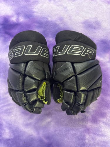 Black Junior Bauer Vapor 3X Gloves 11" (Used)