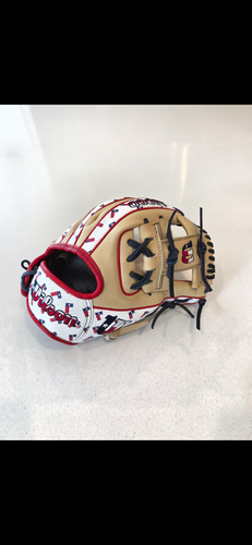 Wilson RH Infield A2000 1786 Limited Texas Edition Glove 11.5" (Used)