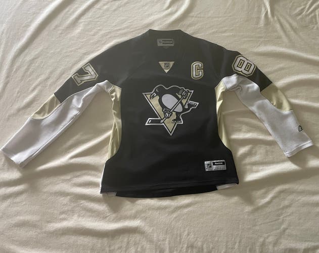 Pittsburgh Penguins NHL Hockey Jersey, Sidney Crosby Jersey - Black - Women's Small - Reebok