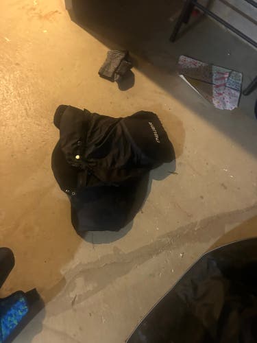 Men's Junior Small Bauer Nexus 400 Hockey Pants (Used)