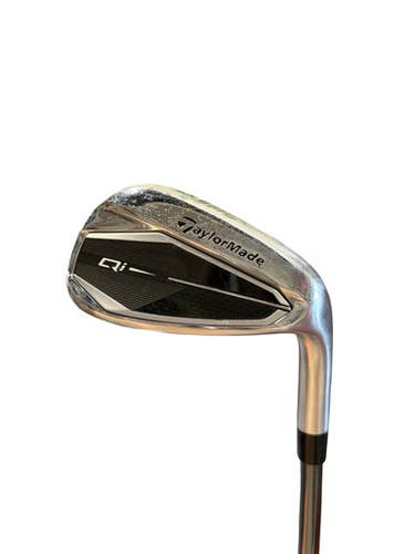 Used Taylormade QI Golf Wedge Mens RH Pitching Wedge 10299-S000308117