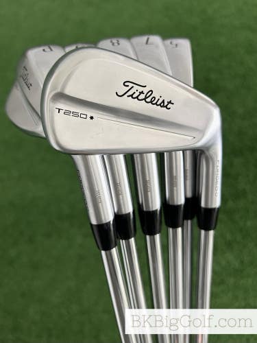 Titleist T250 25 Forged Iron Set 5-P / True Temper AMT White Extra Stiff