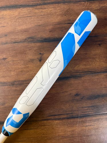 DeMarini CF 32/22 (-10) Fastpitch Composite Softball Bat