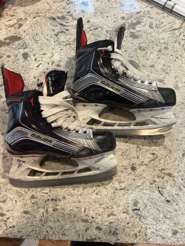 Black/Gray 2015 Bauer Vapor 1X Hockey Skates Regular Width Size 4.5 (Used)