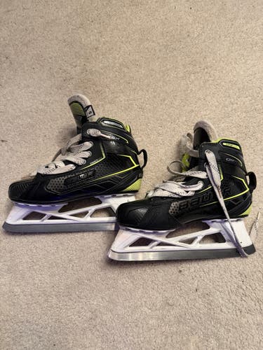 Bauer GSX Hockey Goalie Skates Regular Width Size 5 (Used)