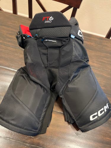 Men's Senior Medium CCM JetSpeed FT6 Pro Hockey Pants Pro Stock (Used)
