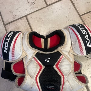 Junior Used Medium Easton Synergy 650 Shoulder Pads