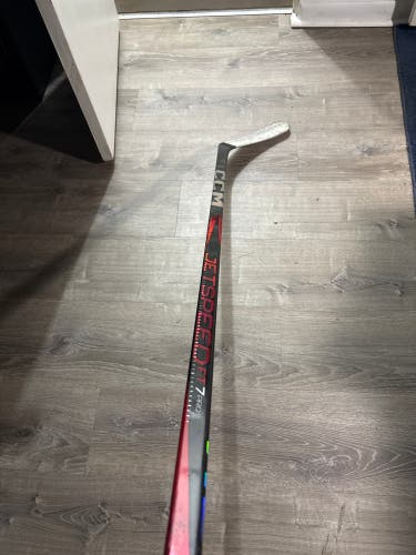 Intermediate CCM JetSpeed FT7 Pro Right Handed Hockey Stick P29 65 Flex (Used)