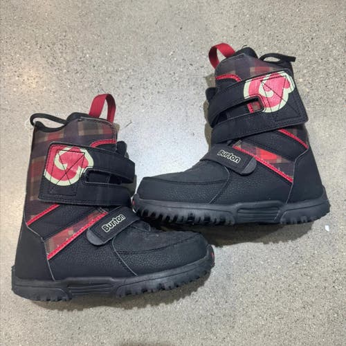 Used Girl's Burton Grom Snowboard Boots | Size 5