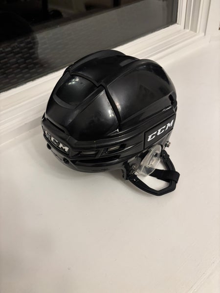 Small CCM Tacks 910 Helmet (Used)
