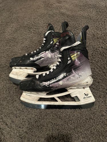 Used Bauer Vapor Hyperlite 2 Hockey Skates 7.5 Fit 2
