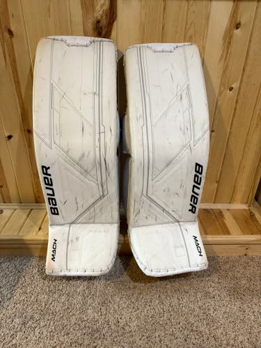 XL Bauer Mach Goalie Leg Pads (Used)