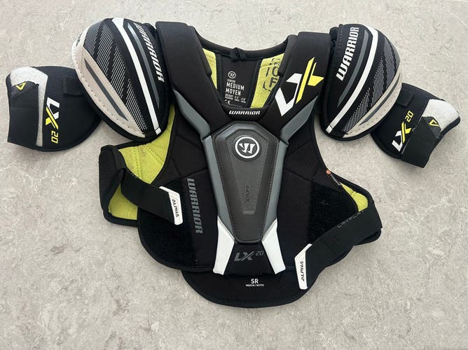 Medium Senior Warrior ALPHA LX 20 Shoulder Pads (Used)
