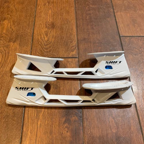 Size 7 True Shift Attack Goalie Skate Holders *Read Full Description*