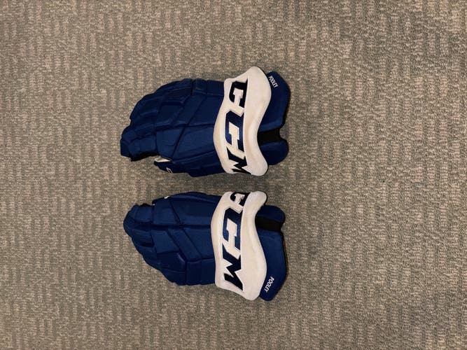 CCM HGTK Gloves 15" Pro Stock (Used)