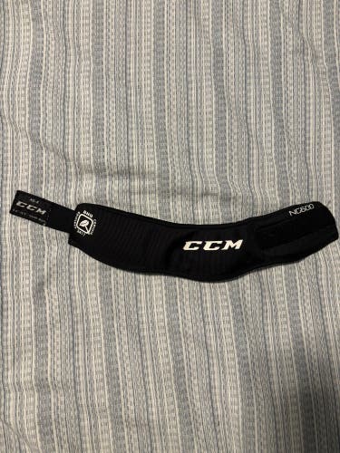 Youth (XS/S) CCM Neck Guard (Used)