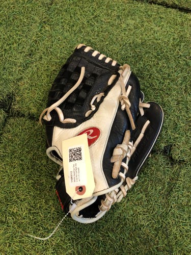 White Rawlings Shut out RH Softball Glove 11.5" (Used)