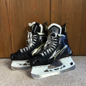 CCM AS-V Pro Hockey Skates Regular Width Pro Stock 6.5 (Brand New)