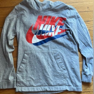 Boys Small Nike Lightweight Hoodie (Used)