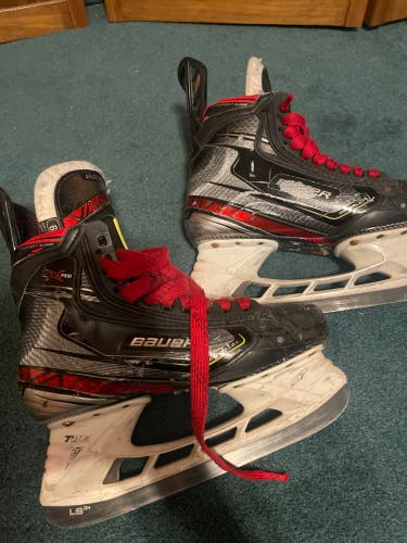 2019 Bauer Vapor 2X Pro Hockey Skates Extra Wide Width Pro Stock 6 (Used)