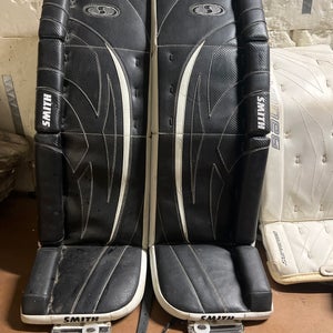 35" Smith Goalie Leg Pads (Used)