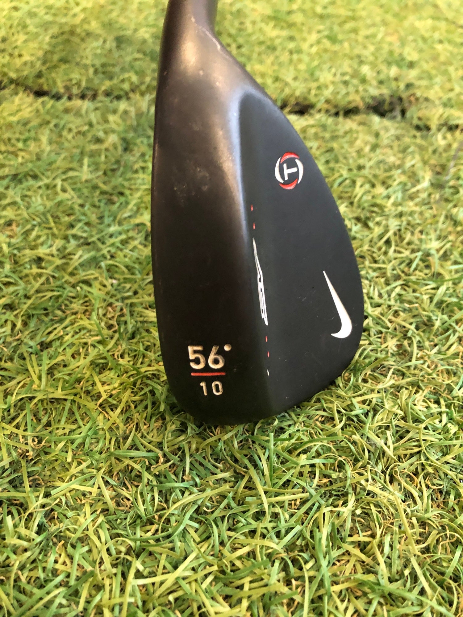 Men's 56° Nike Nike SV Tour Black Wedge Right Handed - True Temper