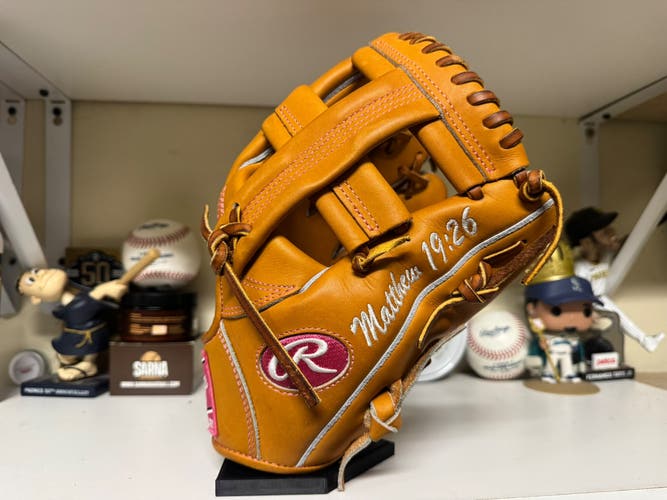 Rawlings Heart of the Hide 11.25” Custom Pink Label