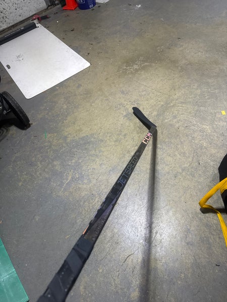Senior CCM JetSpeed FT7 Pro Left Hand Hockey Stick P92M 85 Flex Pro Stock (Used)
