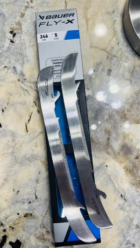 Bauer Fly-X runners blades 246 mm size 5